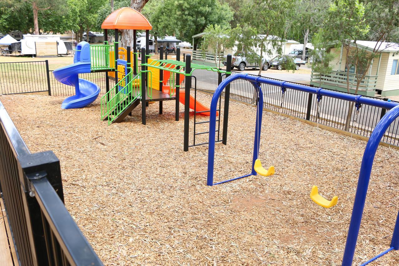 Adelaide Brownhill Creek Tourist Park Hotel Exterior foto